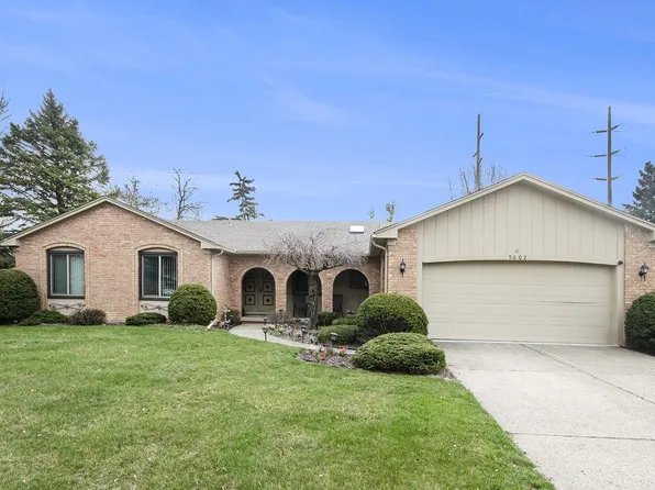 9602 Baywood Dr, Plymouth, MI 48170