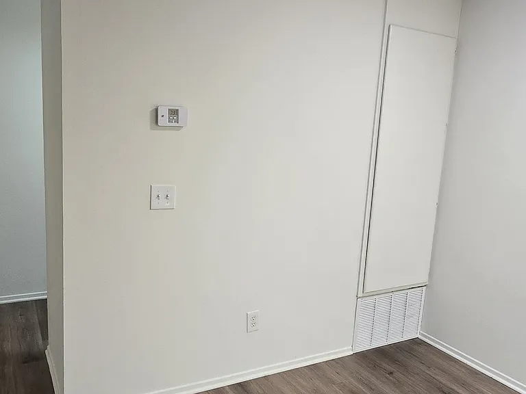 Franklin Luxury Apartments — Photo 8