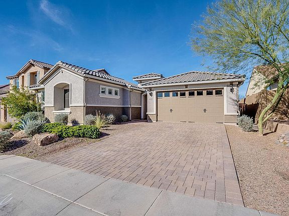 2nd image of 44528 N Sonoran Arroyo Ln