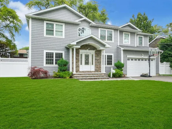 99 Adam Road, Massapequa, NY 11758