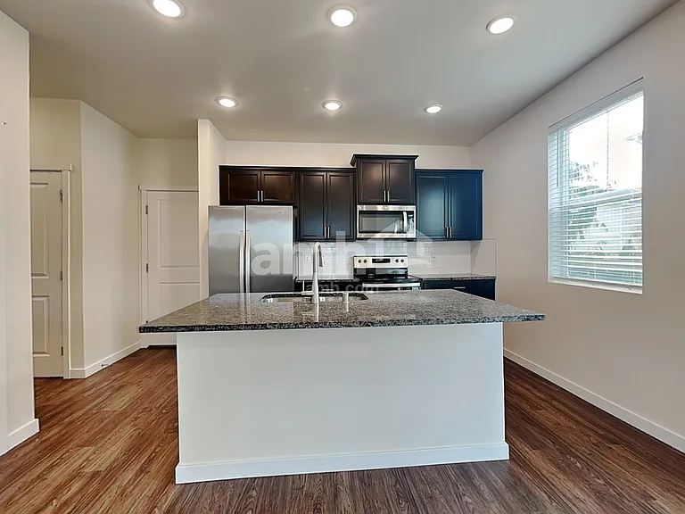 33018 Lookout Ln — Photo 5