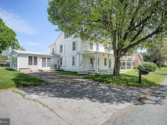 2nd image of 123-125 Kennedy St
