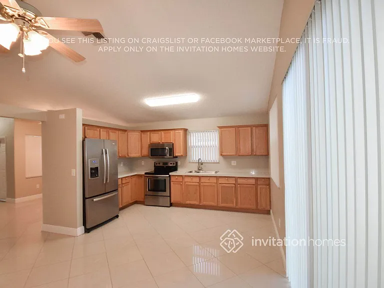 1544 NW 158th Ave — Photo 5