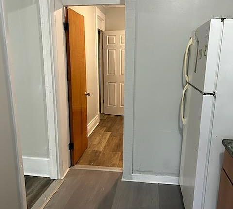 Kitchen & bedroom entry way