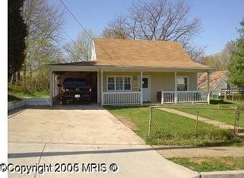 EXCELLENT SINGLE FAMILY HOME