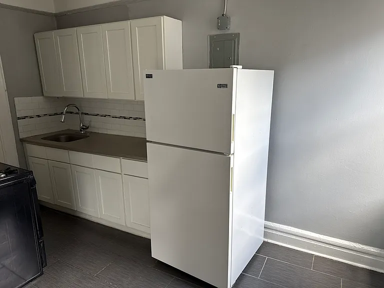 25-27 N Harrison St #303A — Photo 8