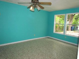 914 Aaron Pl, San Antonio, TX 78221