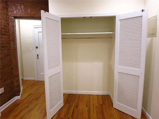 Rented by City & Suburban | media 32