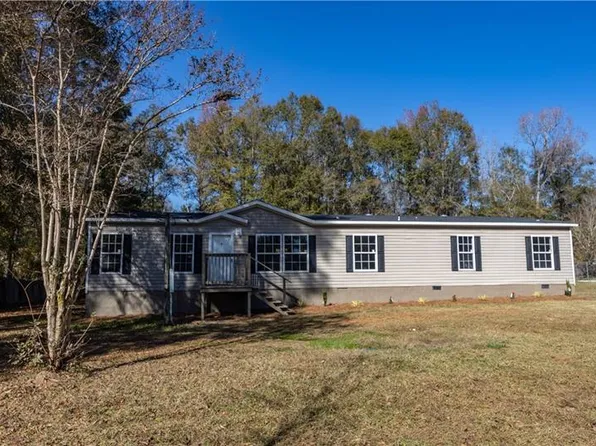 881 Greenburt Rd, Seale, AL 36875