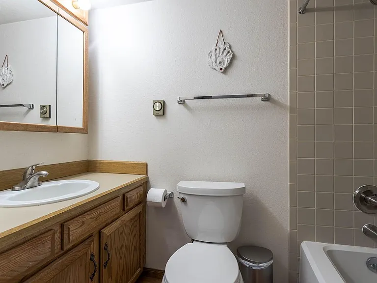 45 Cranmer Ave — Photo 15