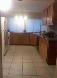5th image of 23588 Parkland Ave