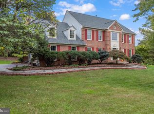 6750 Gray Post Ct, Centreville, VA 20121