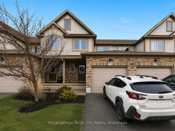 355 Macalister Blvd #9, Guelph, ON N1G 0C7