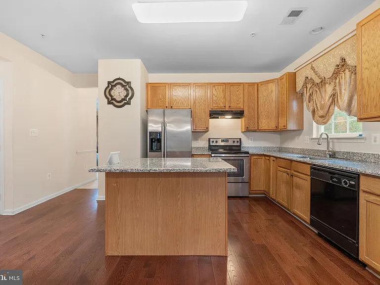 10107 Mike Rd — Photo 21