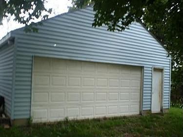 2nd image of 3570 W 54th St