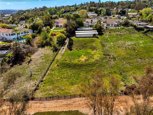 25941 Sheriff Rd, Laguna Hills, CA 92653
