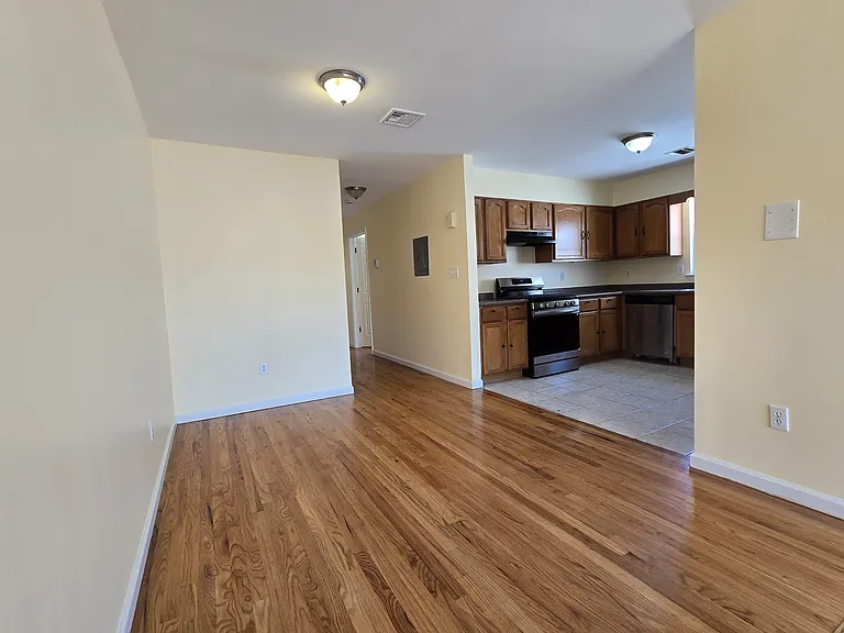 22 Wakeman Ave #2 — Photo 8