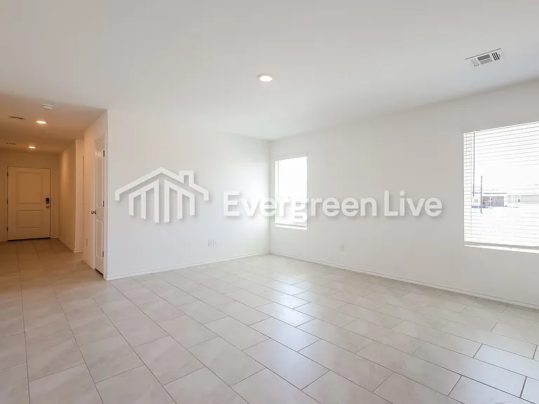10909 SW 23rd Pl — Photo 4