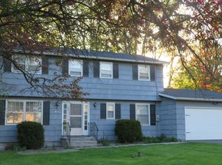 109 Thomas Rd, Syracuse, NY 13214