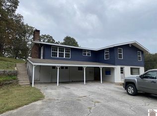 7130 Pottertown Rd, Murray, KY 42071