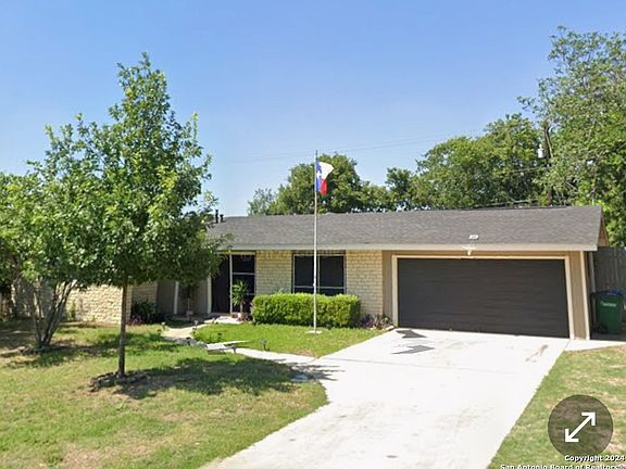 2nd image of 7823 PINEBROOK DR