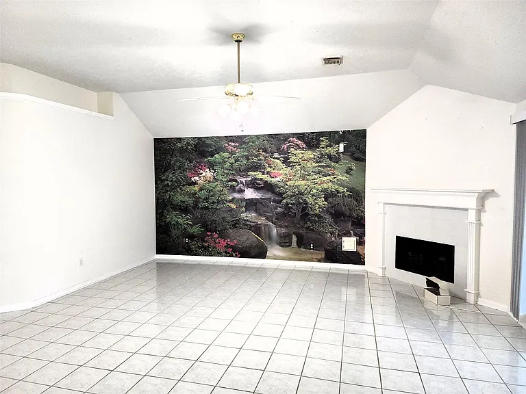 3103 Gatesbury North Dr — Photo 4