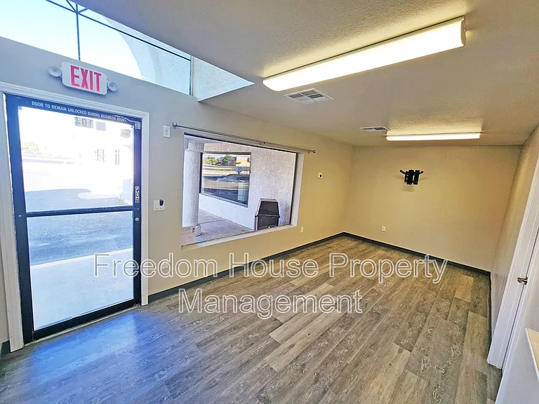 311 S Frontage Rd #104 — Photo 9