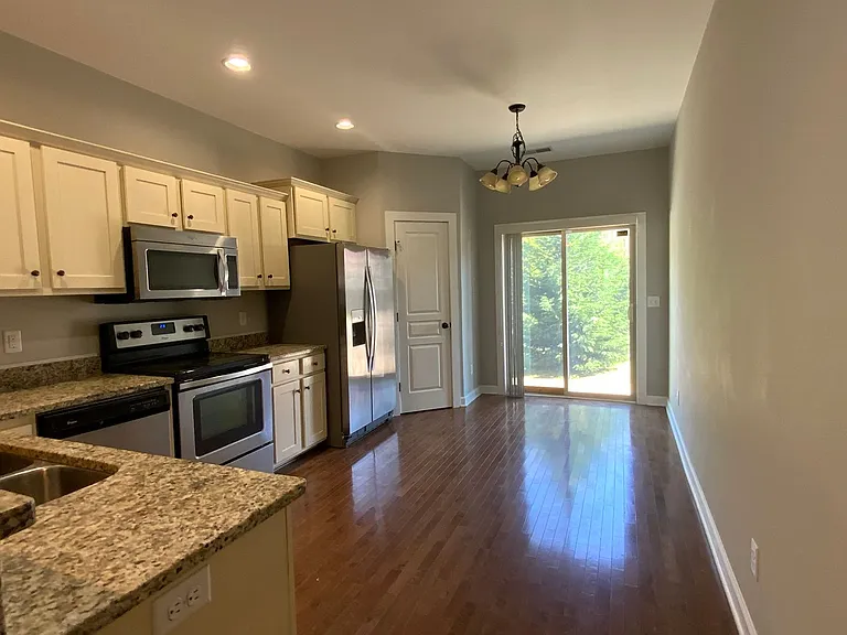 509 Garfield St — Photo 29