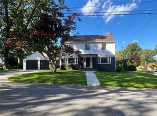 87 Glenmere Dr, Cranston, RI 02920