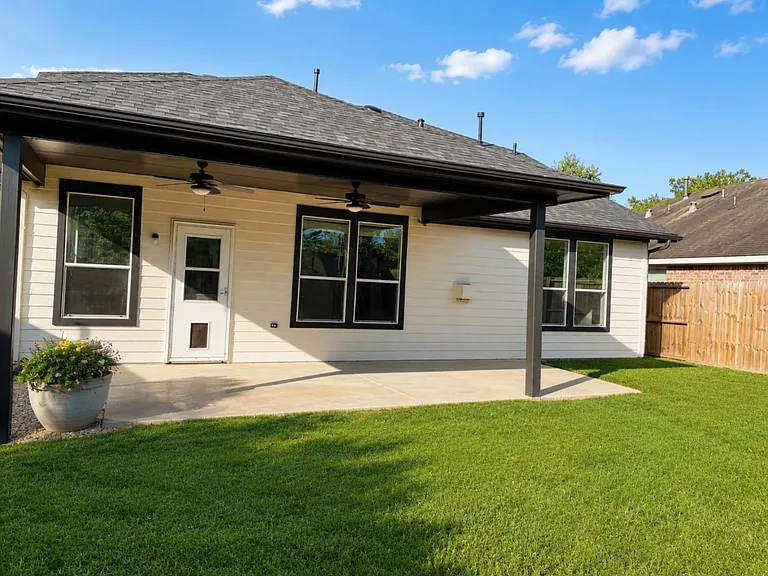 10850 Redstone Ct — Photo 13