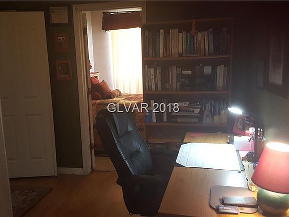 5th image of 4609 Rockpine Dr