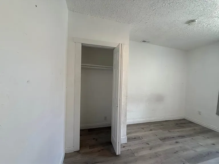 2557 Adams Ave #1 — Photo 10