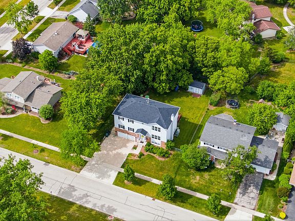 2nd image of 890 Norman Dr