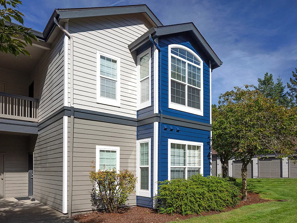 Featuring spacious townhomes and apartment flats in upscale West Linn community