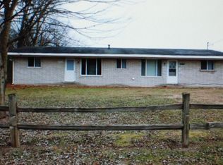 5104 Oakpoint Rd, Jackson, MI 49201