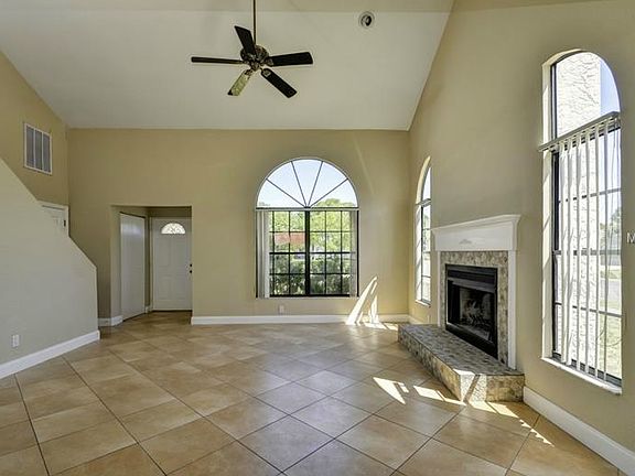 5th image of 5116 Roanoke Dr