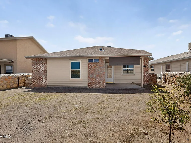 5705 Rick Husband Dr — Photo 32