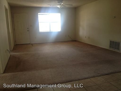 2nd image of 2819 Laura Ln #A