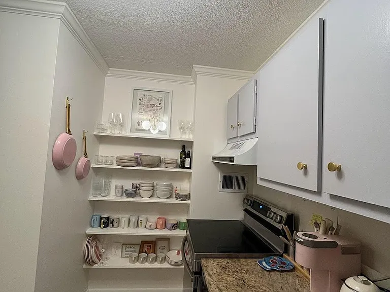 Kitchen with open concept shelving