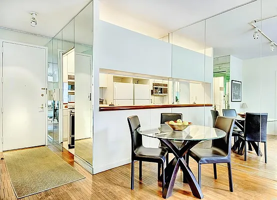 Rented by Warburg | media 5