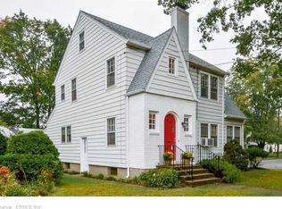 87 Grove St, West Hartford, CT 06110