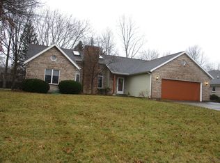 1118 Ridgeway Dr, Crawfordsville, IN 47933