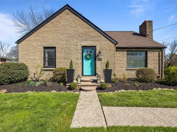 211 Patton Dr, Coraopolis, PA 15108