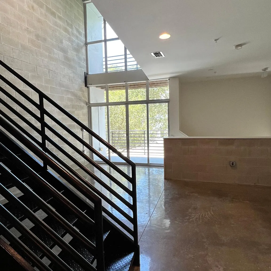 2 bed, 2.5 bath, 1259 sqft, $2,950 — Photo 3