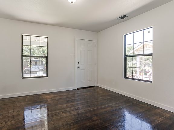 4th image of 327 Avondale Ave