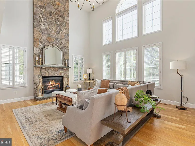 15043 Gaines Mill Cir — Photo 17