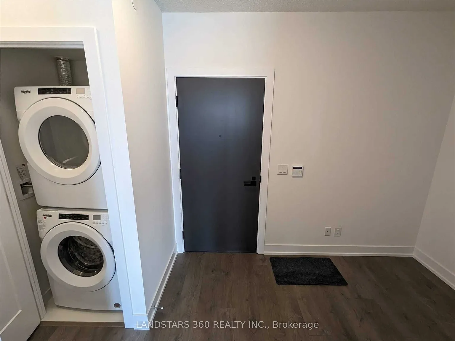 2 bed, $2,600 — Photo 2
