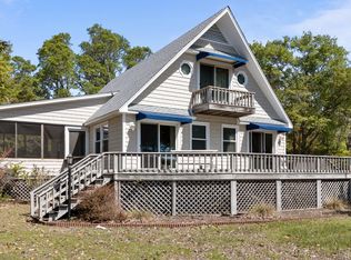 1224 Kings Landing Rd, Hampstead, NC 28443