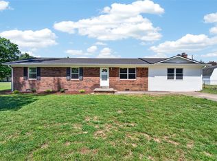 960 Plum Springs Rd, Bowling Green, KY 42101