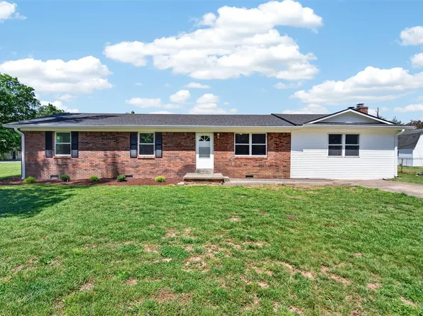 960 Plum Springs Rd, Bowling Green, KY 42101